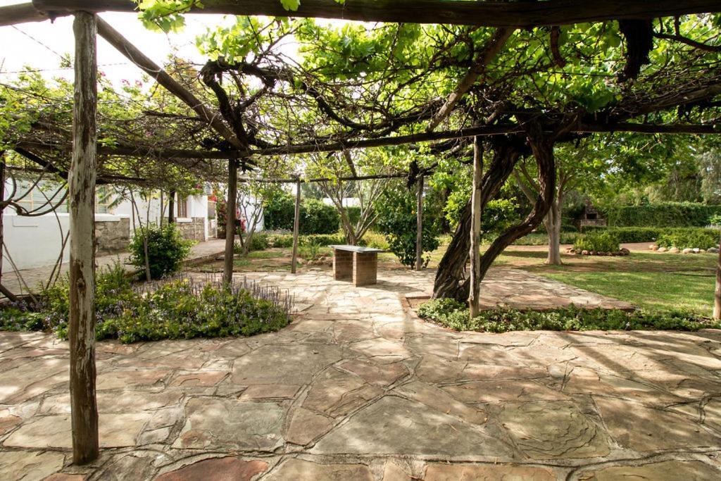 Villa The Townhouse Graaff-Reinet Esterno foto